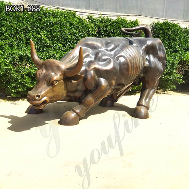 Charging Wall Street Bull Statue Replica - YouFine Sculpture