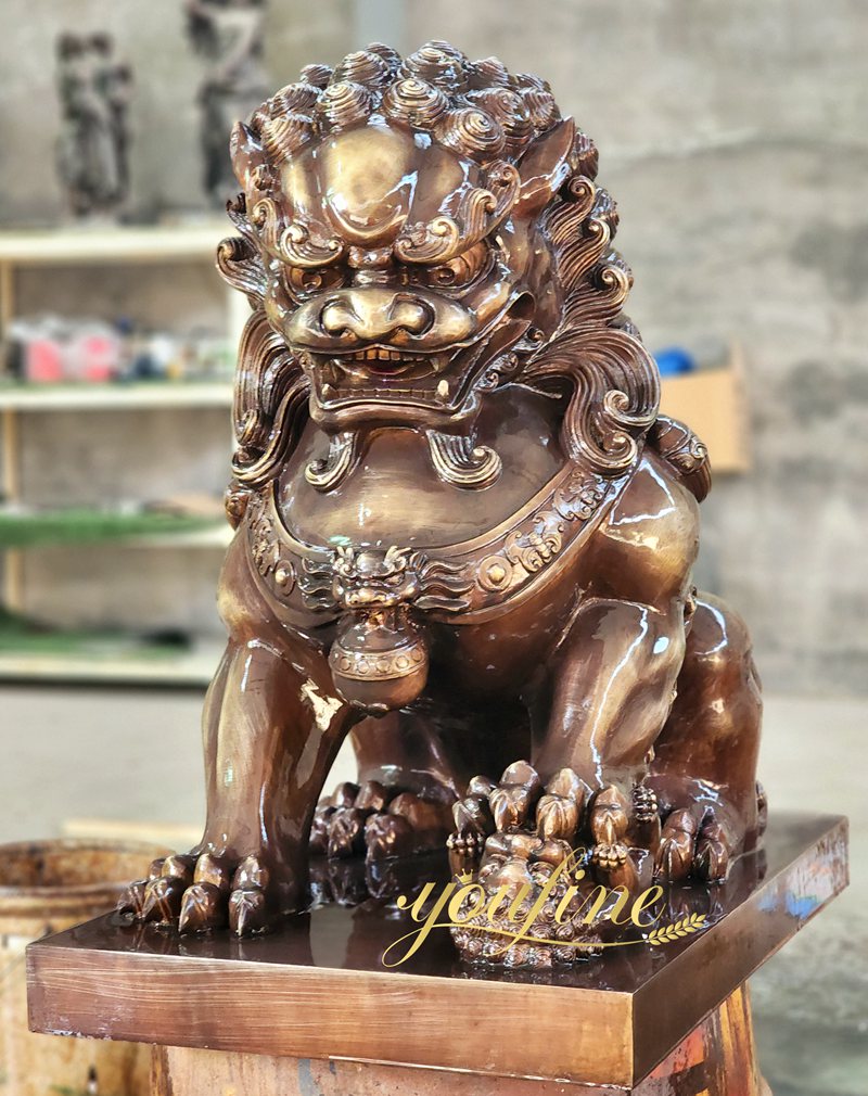 Top 10 Bronze Lion Statues for Home Entrance - Blog - 8